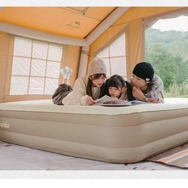 Матрас надувной Naturehike CNH22DZ015 со встроенной помпой бежевый (6927595713488), изображение 4