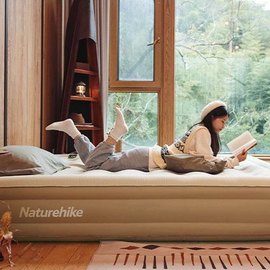 Матрас надувной Naturehike CNH22DZ015 со встроенной помпой бежевый (6927595713488), изображение 5