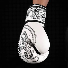 Боксерские перчатки Phantom Muay Thai White 16 унций (PHBG2495-16), Вес: 16 унций, Цвет: Белый, изображение 6