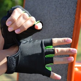 Перчатки для фитнеса MadMax MFG-251 Rainbow Green XS (MFG-251-GRN_XS), Размер: XS, Цвет: Чёрный/Зелёный, изображение 4
