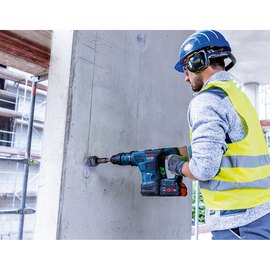 Акумуляторний перфоратор Bosch Professional с патроном SDS max GBH 18V-36 C (каркас) (0611915021), зображення 4