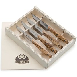 Набір кухонних ножів Due Cigni 1896 Steak America (2C 1019 OL SET4), Колір: Коричневий, Матеріал рукояті: Оливкове дерево