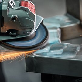Лепестковый шлифовальный круг Bosch Expert X-LOCK N475, 125 мм, крупнозернистый, для угловых шлифмашин (болгарок) (2608901473), изображение 3