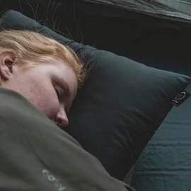 Подушка Easy Camp Raven Pillow (240211)