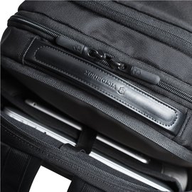 Рюкзак Victorinox Almont Deluxe Travel Laptop Professional Black 24л (Vt602155), изображение 6
