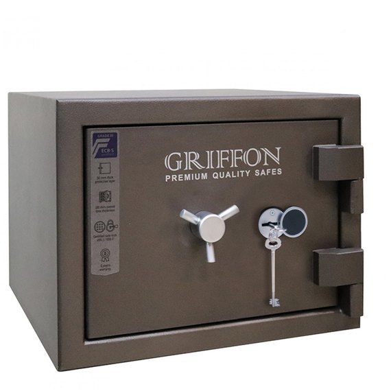 Сейф взломостойкий Griffon CLE III.37.K