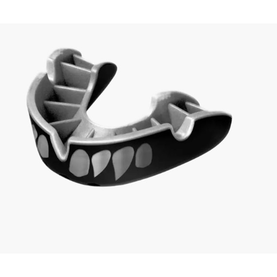 Капа для боксу OPRO Silver (возраст 11+) Silver Jaws (art.102502012), зображення 2
