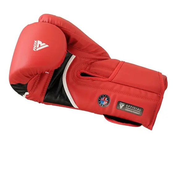 Боксерські рукавички RDX AURA PLUS T-17 Red/Black 16 ун. (BGR-T17RB-16OZ+), Вага: 16 унцій, Колір: Червоний/Чорний, зображення 4