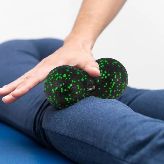 Массажный мяч двойной PowerPlay PP-4352 Epp foam peanut ball 8х16 см черно-зеленый (PP_4352_Green_8*16)