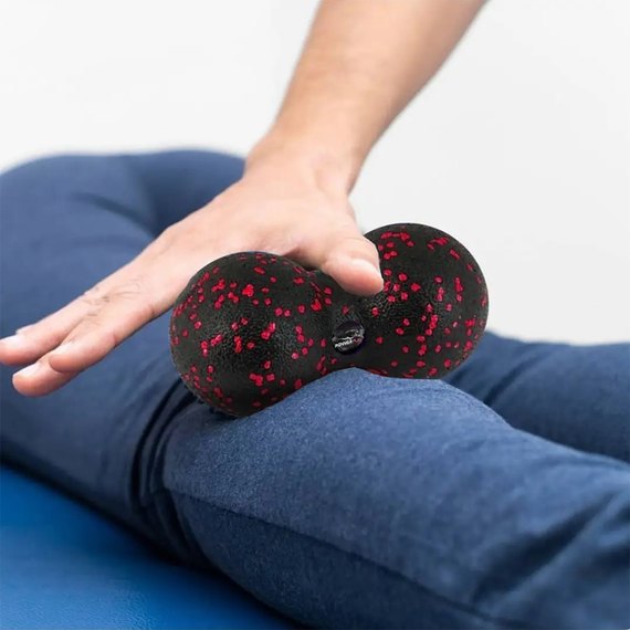 Массажный мяч двойной PowerPlay PP-4352 Epp foam peanut ball 8х16 см черно-красный (PP_4352_Red_8*16)
