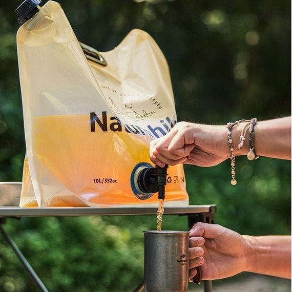 Складная канистра для воды Naturehike CNK2450CF027 10 л голубой (6927595796696), Цвет: Голубой, изображение 6