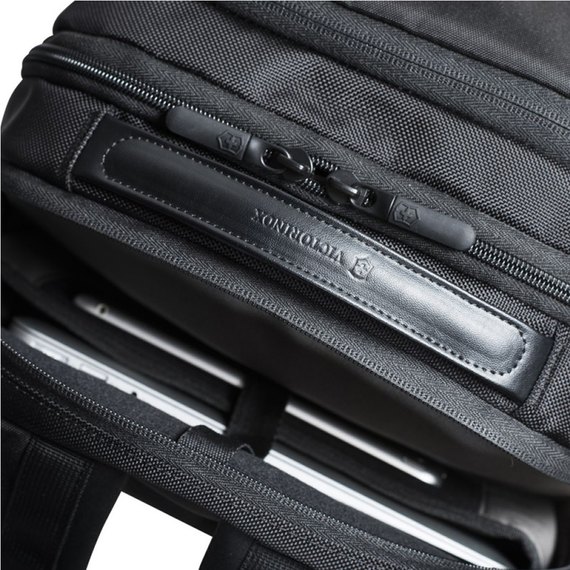 Рюкзак Victorinox Almont Deluxe Travel Laptop Professional Black 24л (Vt602155), изображение 6