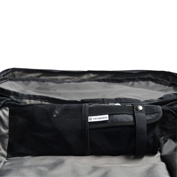Рюкзак Victorinox Almont Deluxe Travel Laptop Professional Black 24л (Vt602155), изображение 7