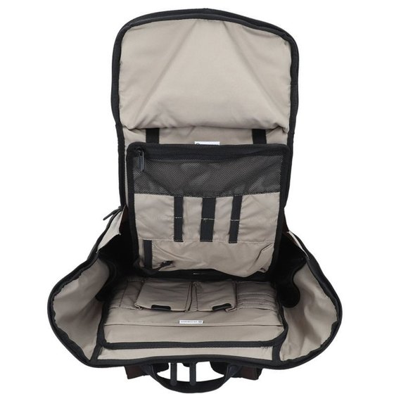 Рюкзак Victorinox Almont Fliptop Laptop Professional Dark Earth 22л (Vt605305), изображение 4