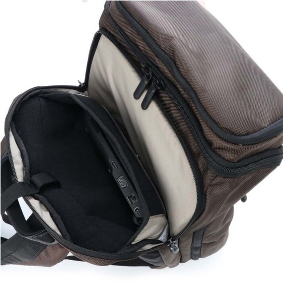 Рюкзак Victorinox Almont Fliptop Laptop Professional Dark Earth 22л (Vt605305), изображение 8